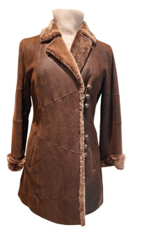 LS112 Manteau Peau Lainée Femme